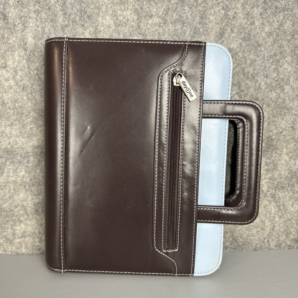 Franklin Covey Day 1 One Brown CLASSIC Planner Zips Handles 7 Rings Faux Leather